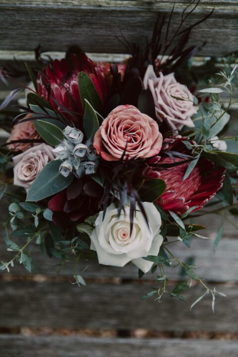 rustic wedding floral arrangement idea
